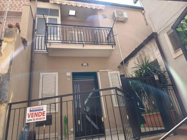 Casa indipendente in vendita a Lentini SR