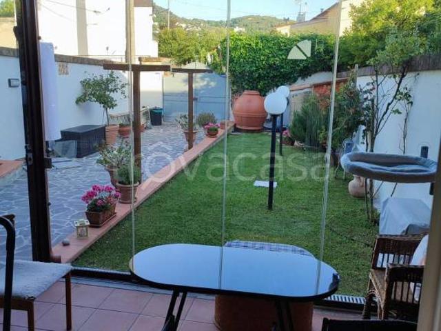 Casa indipendente in vendita a Livorno, Montenero Basso Montenero Alto