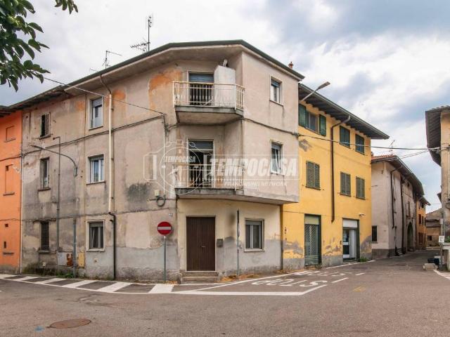 Casa indipendente in vendita a Limido Comasco CO