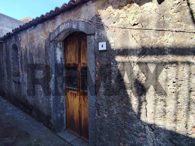Casa indipendente in vendita a Linguaglossa CT