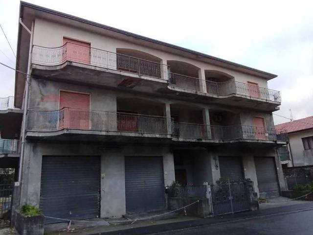 Casa indipendente in vendita a Linguaglossa CT