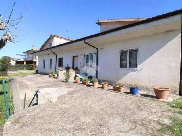 Casa indipendente in vendita a Luzzi CS