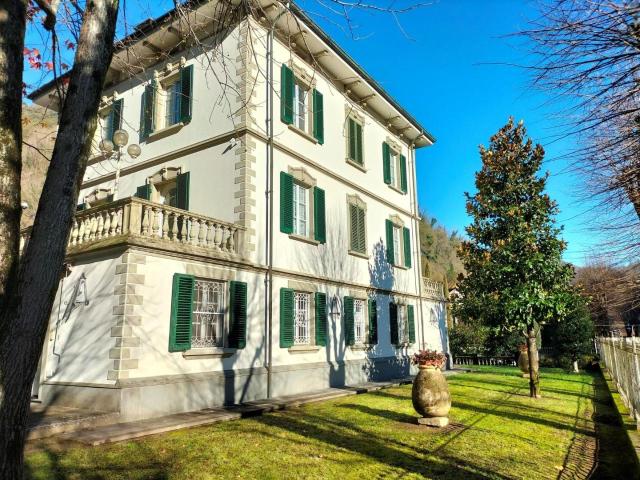 Casa indipendente in vendita a Lucca