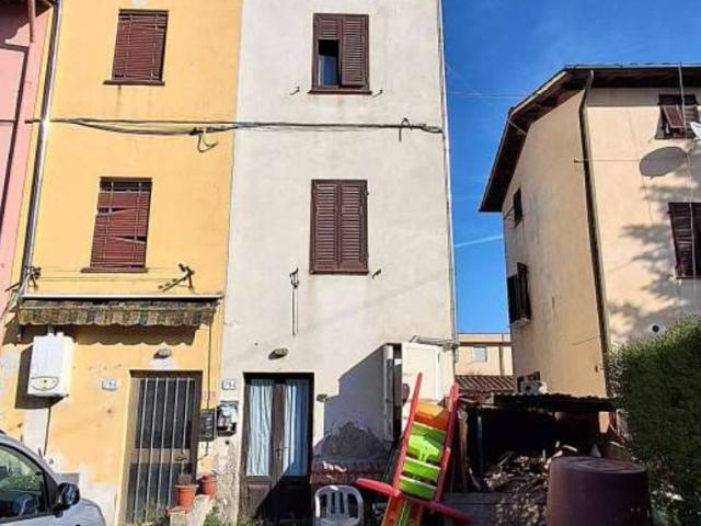 Casa indipendente in vendita a Lucca LU