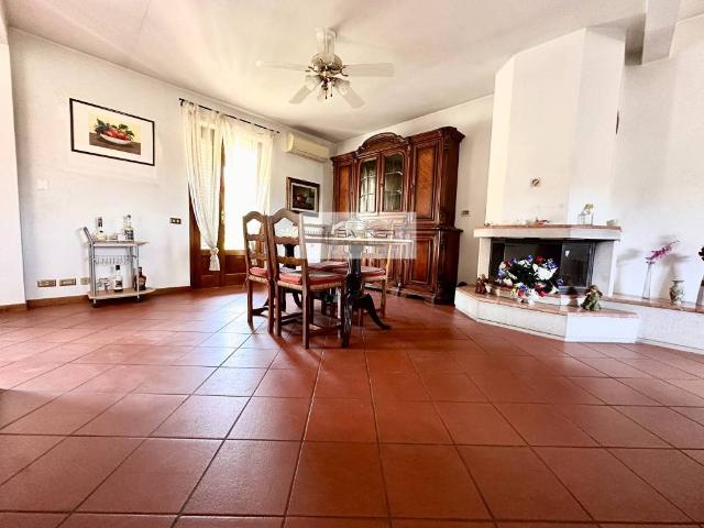 Casa indipendente in vendita a Lucca LU