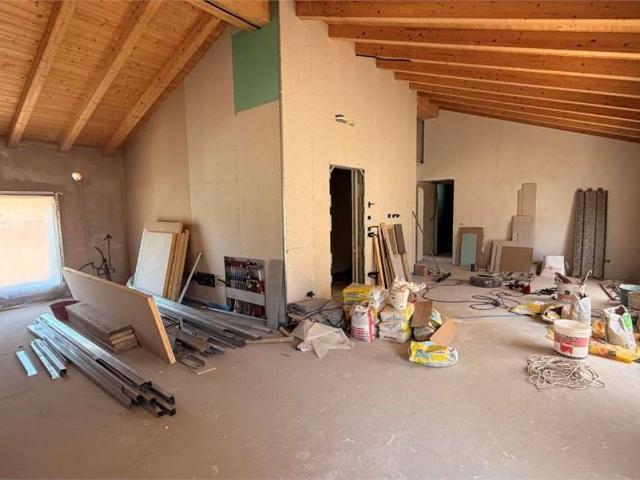 Appartamento in vendita a Lucca LU