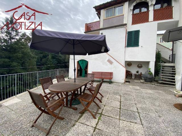 Casa indipendente in vendita a Lucca LU