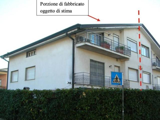 Casa indipendente in vendita a Lucca LU