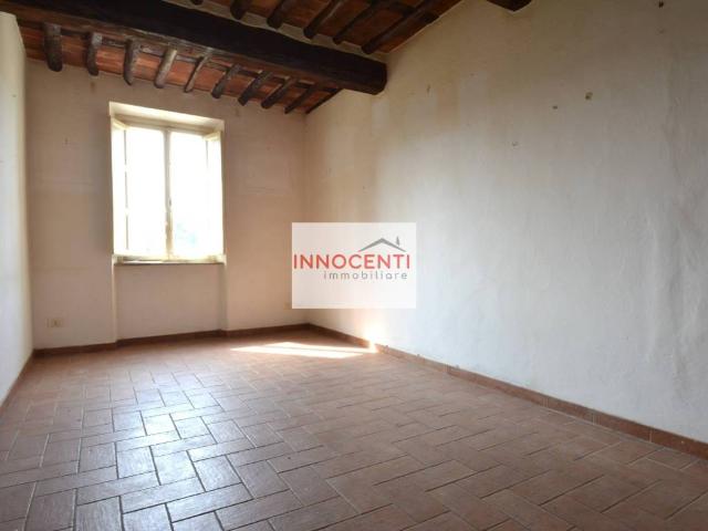 Casa indipendente in vendita a Lucca LU
