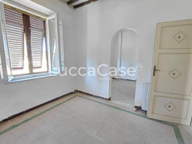 Casa indipendente in vendita a Lucca LU
