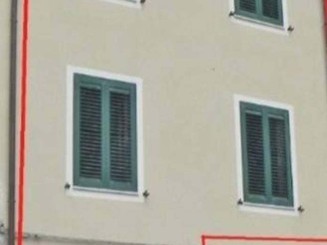 Casa indipendente in vendita a Lucca LU