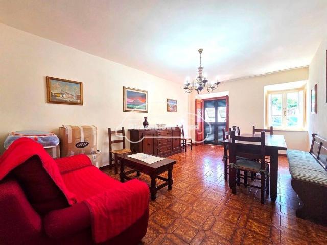 Casa indipendente in vendita a Lucca LU