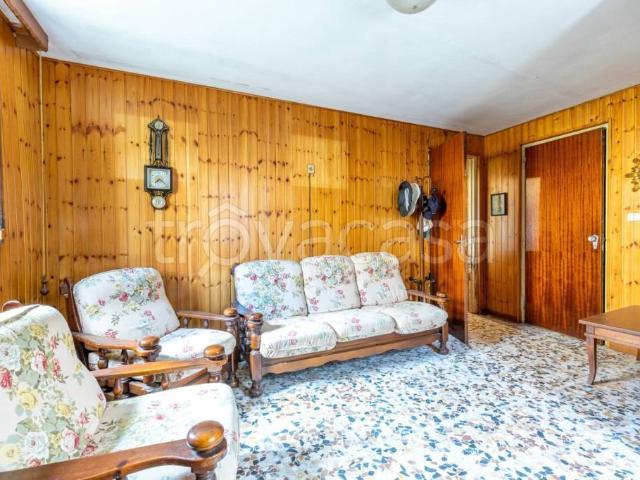 Casa indipendente in vendita a Lucca via ludovica, Ponte a Moriano