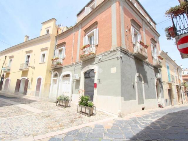 Casa indipendente in vendita a Lucera FG