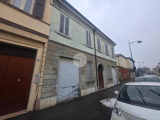 Casa indipendente in vendita a Lugo RA
