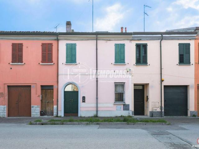 Casa indipendente in vendita a Lugo RA