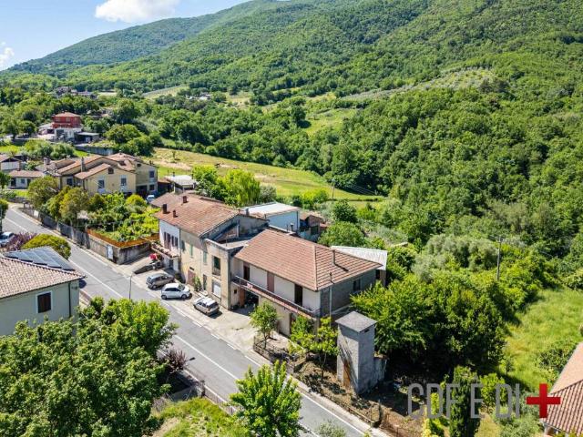 Casa indipendente in vendita a Lugnola, Configni