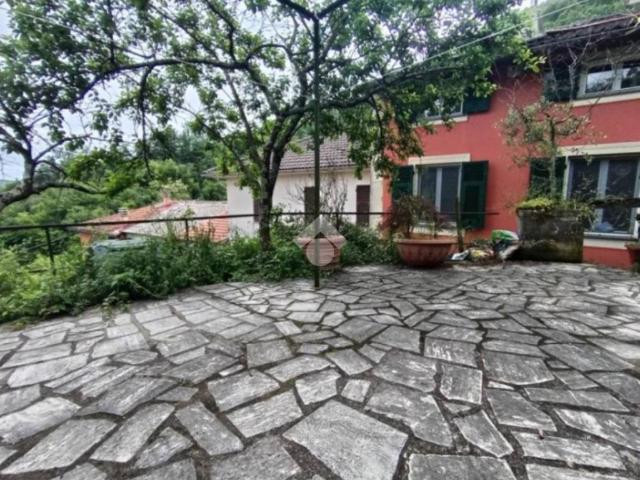 Casa indipendente in vendita a Lumarzo GE