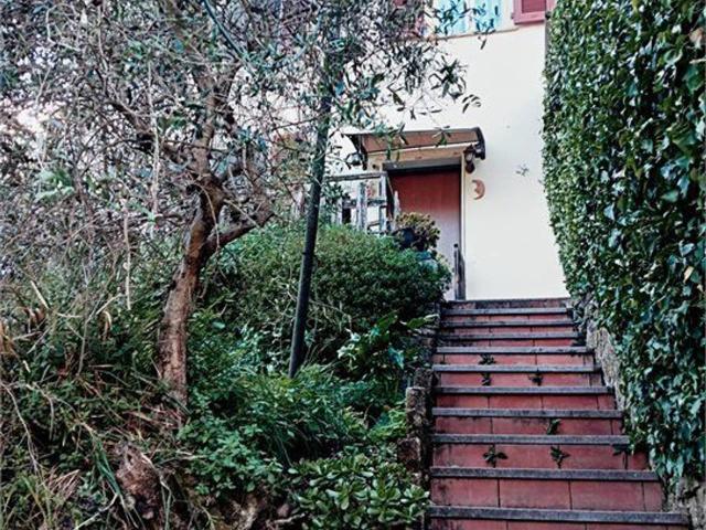 Casa indipendente in vendita a Luni