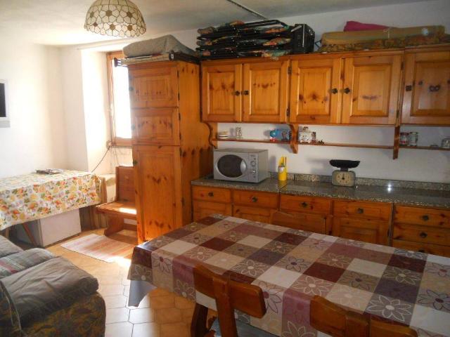 Casa indipendente in vendita a Luni SP