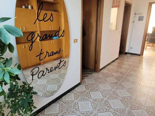 Casa indipendente in vendita a Luni SP