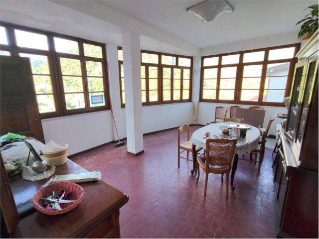 Casa indipendente in vendita a Luni SP