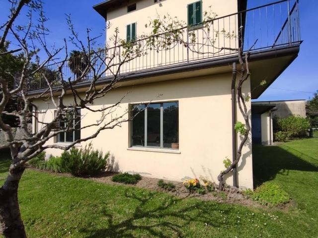 Casa indipendente in vendita a Lurago d'Erba CO