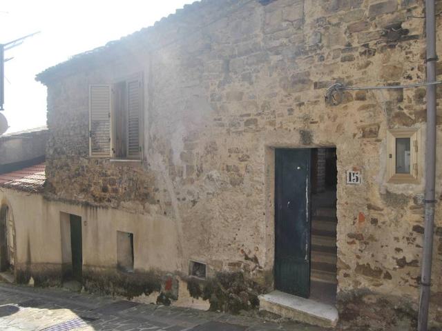 Casa indipendente in vendita a Lustra SA