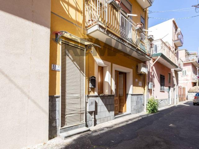 Casa indipendente in vendita a Motta Sant'Anastasia