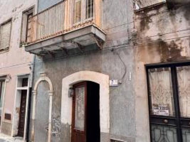 Casa Indipendente in vendita a Motta Sant'Anastasia