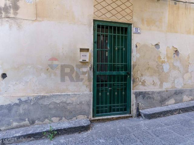 Casa indipendente in vendita a Motta Sant'Anastasia CT