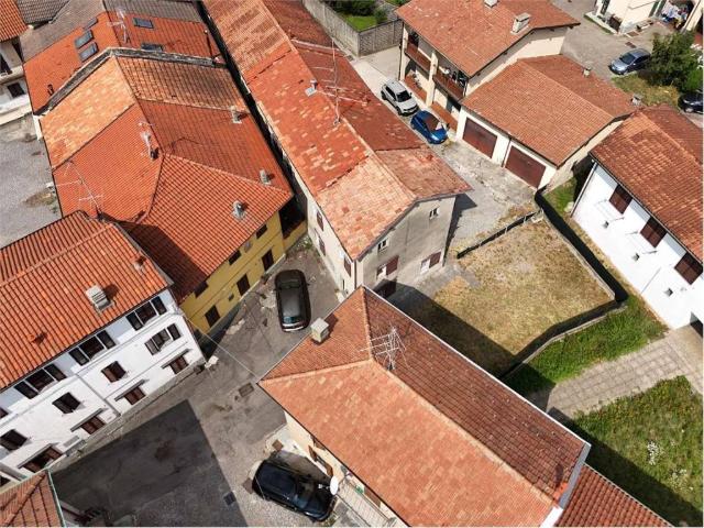 Casa indipendente in vendita a Mozzate CO