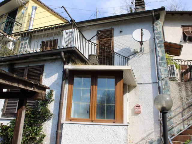 Casa indipendente in vendita a Moconesi GE