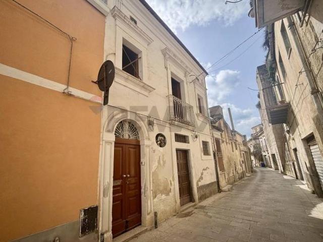 Casa Indipendente in vendita a Modica, Modica Bassa