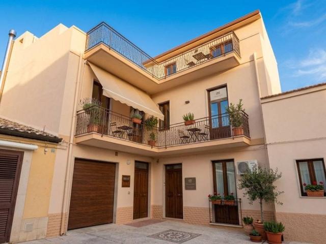 Casa indipendente in vendita a Modica RG