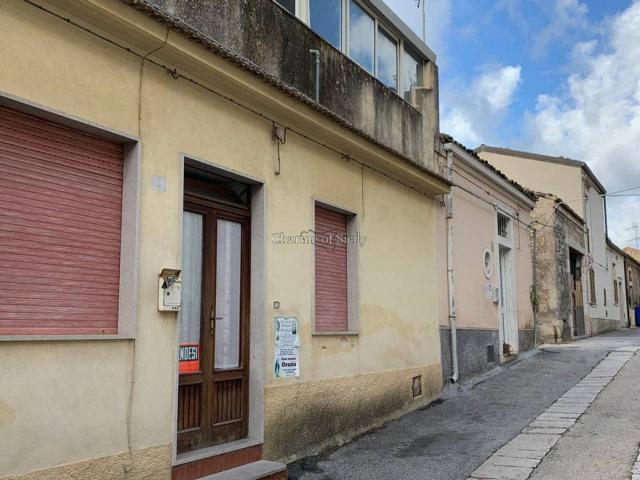 Casa indipendente in vendita a Modica