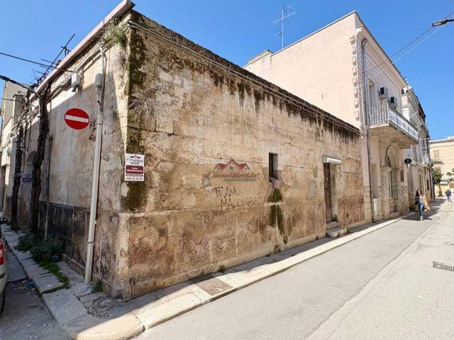 Casa indipendente in vendita a Modugno BA