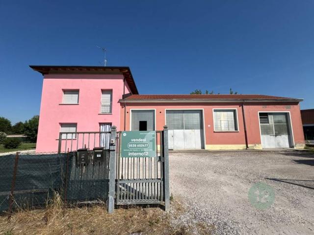 Casa indipendente in vendita a Moglia MN
