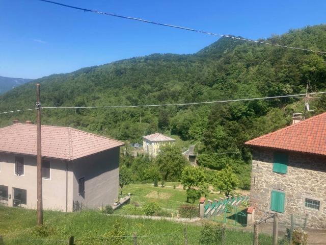 Casa indipendente in vendita a Monchio delle Corti PR