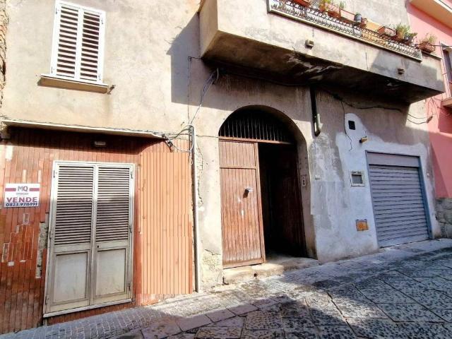 Casa indipendente in vendita a Mondragone CE