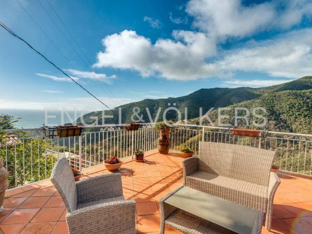 Casa indipendente in vendita a Moneglia GE