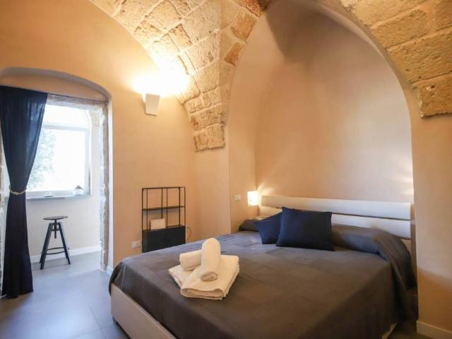 Casa indipendente in vendita a Monopoli via Cristoforo Colombo