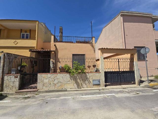 Casa indipendente in vendita a Monserrato CA