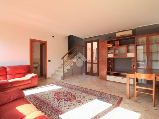 Casa indipendente in vendita a Monsummano Terme PT