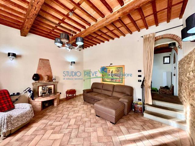 Casa indipendente in vendita a Monsummano Terme PT