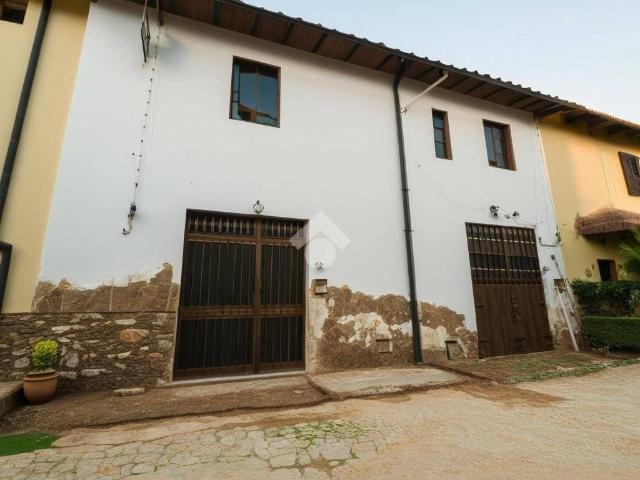 Casa indipendente in vendita a Monsummano Terme PT