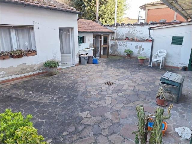 Casa indipendente in vendita a Monsummano Terme PT