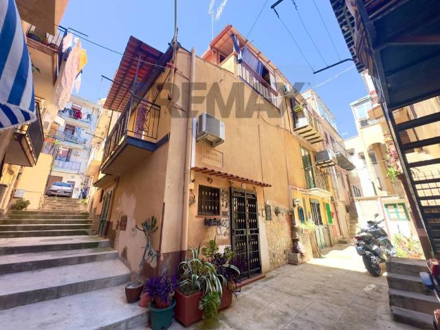 Casa indipendente in vendita a Monreale PA