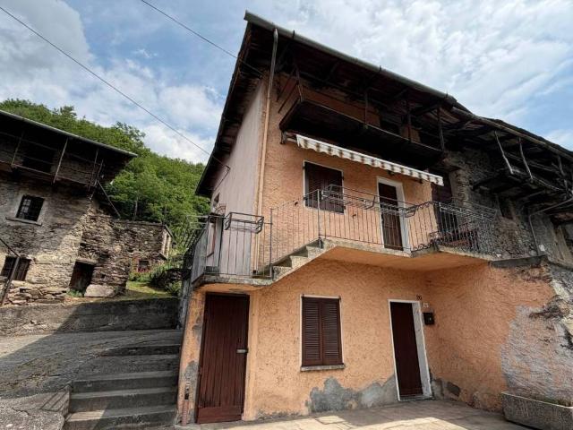 Casa indipendente in vendita a Montagna in Valtellina SO