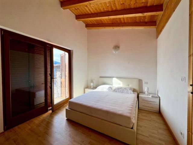 Casa indipendente in vendita a Montagna in Valtellina SO